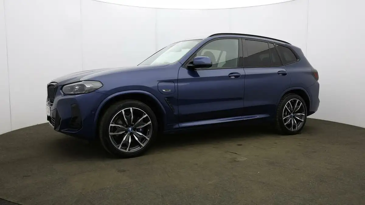 2021-bmw-x3-20-xdrive-30e-m-sport-big-39