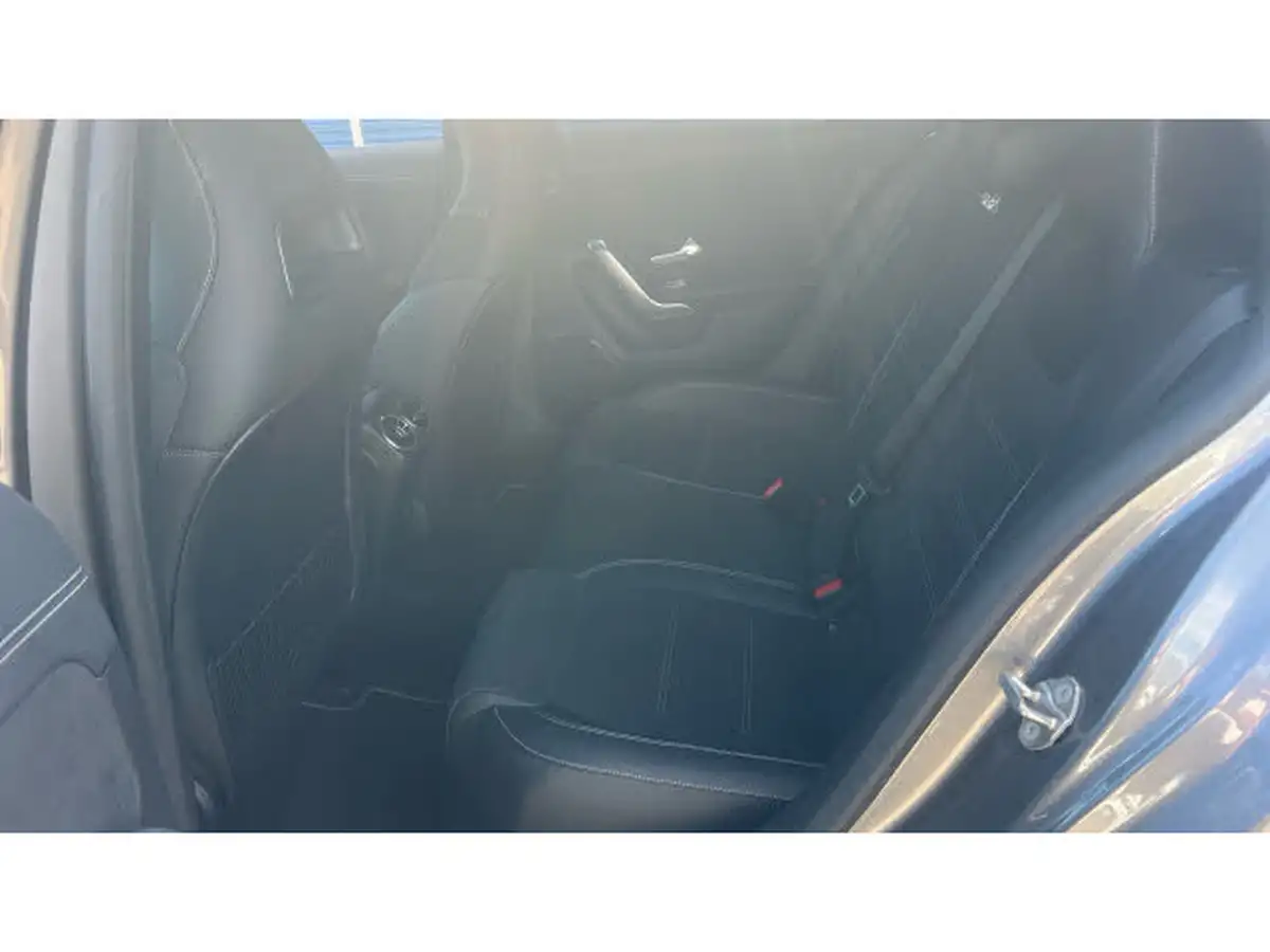 2021-mercedes-benz-a-class-13-a180-amg-line-executive-edition-hatchback-5d-7g-dct-big-15