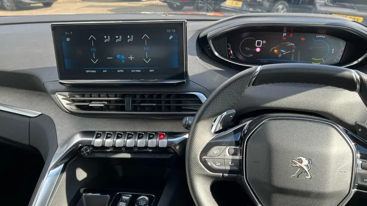 2024-peugeot-3008-suv-12-puretech-gt-136ps-hybrid-e-dsc6-big-9