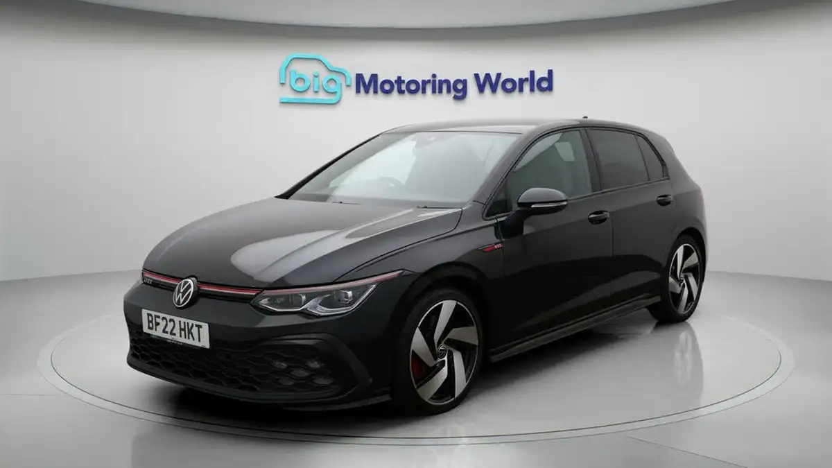 2022-volkswagen-golf-20-tsi-gti-dsg-big-3
