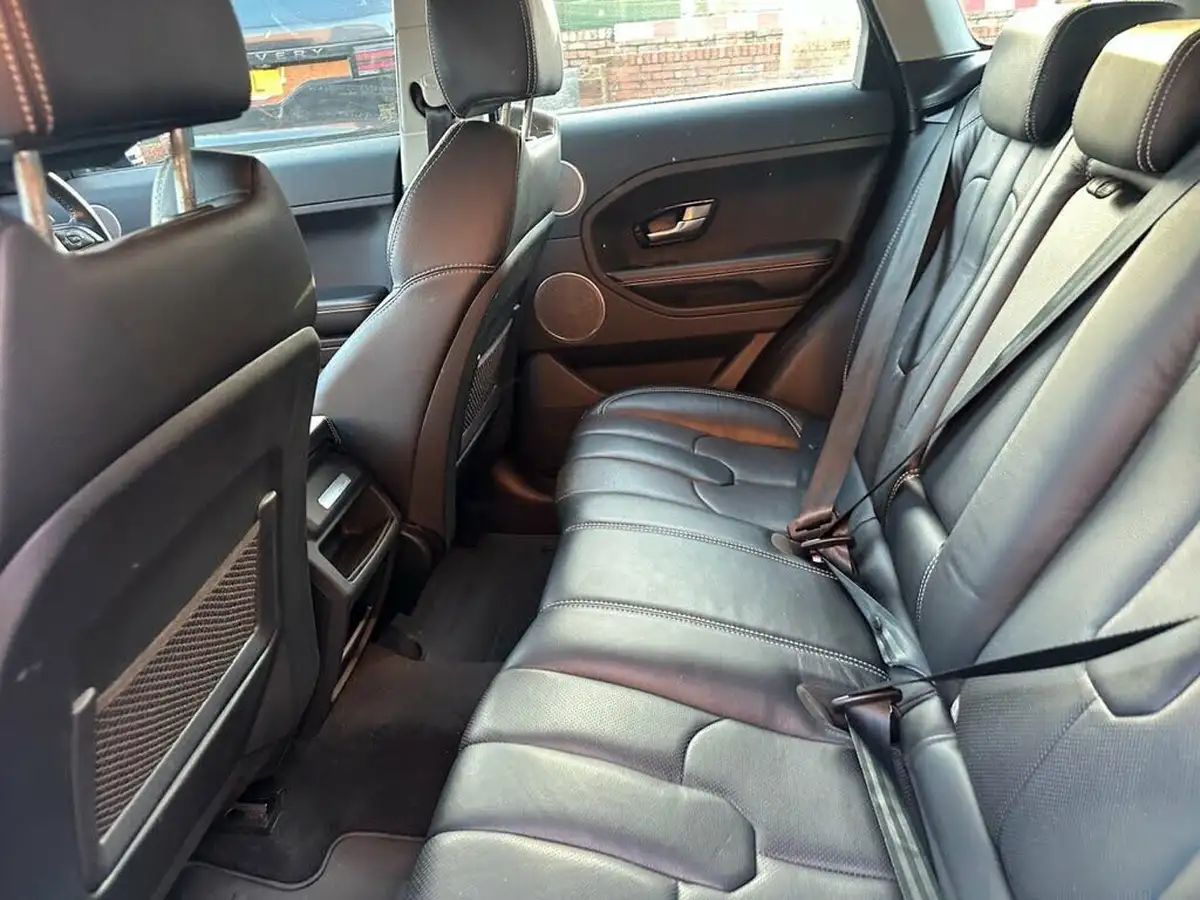 2015-land-rover-range-rover-evoque-22sd4-dynamic-hatchback-5d-big-20
