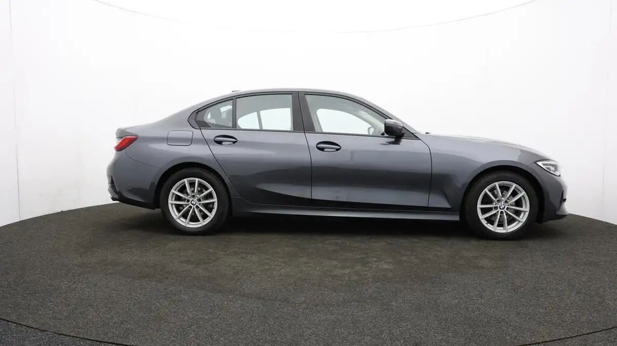 2019-bmw-3-series-20td-320d-se-190bhp-saloon-4d-big-33