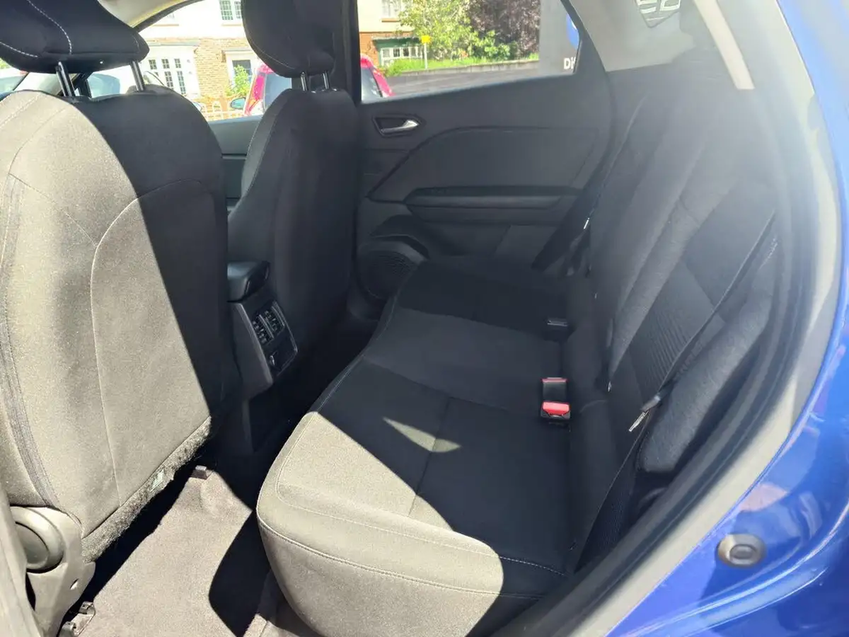 2021-renault-captur-13-tce-iconic-130bhp-big-22