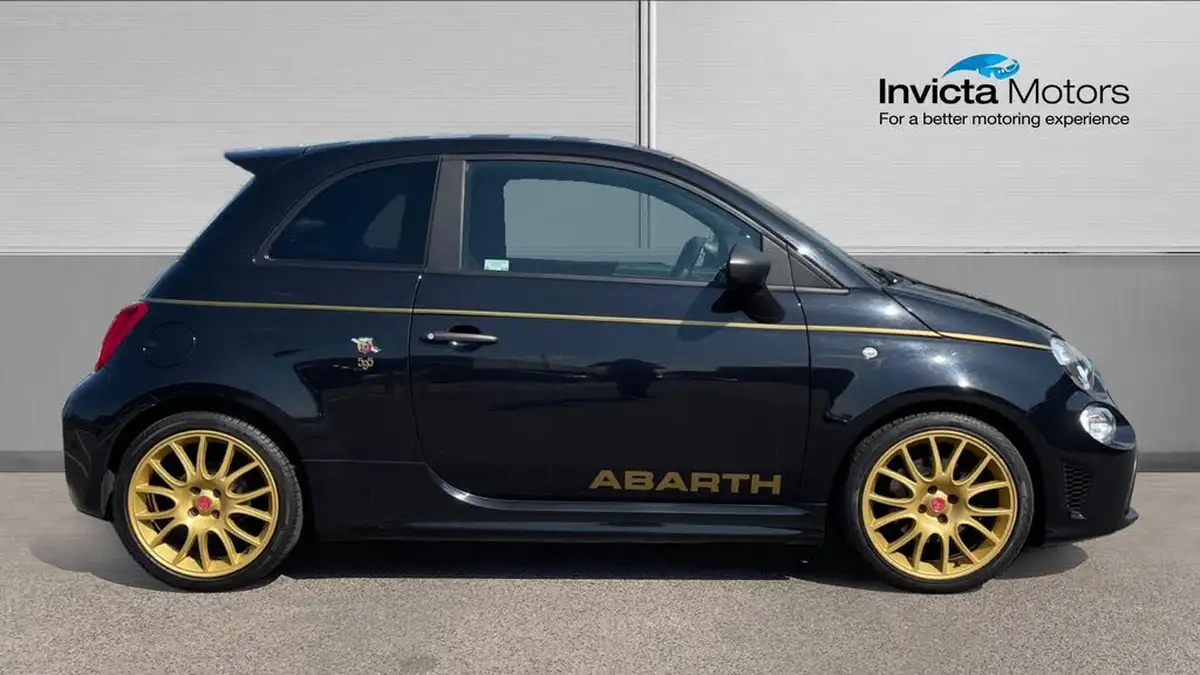 2021-abarth-595-14-tjet-scorpioneoro-big-1