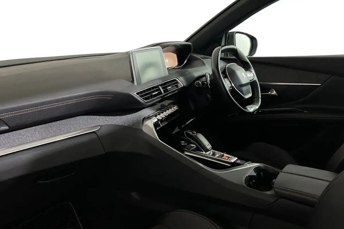 2018-peugeot-3008-suv-16-thp-gt-line-premium-big-10