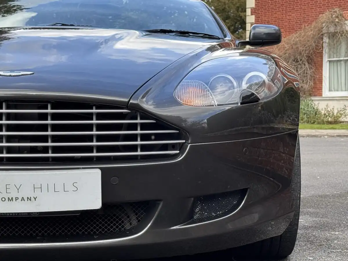 2010-aston-martin-db9-60-volante-touchtronic-ii-big-26
