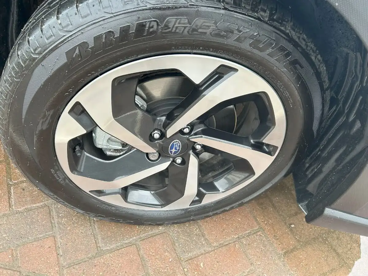 2024-subaru-forester-20-e-boxer-xe-premium-big-7