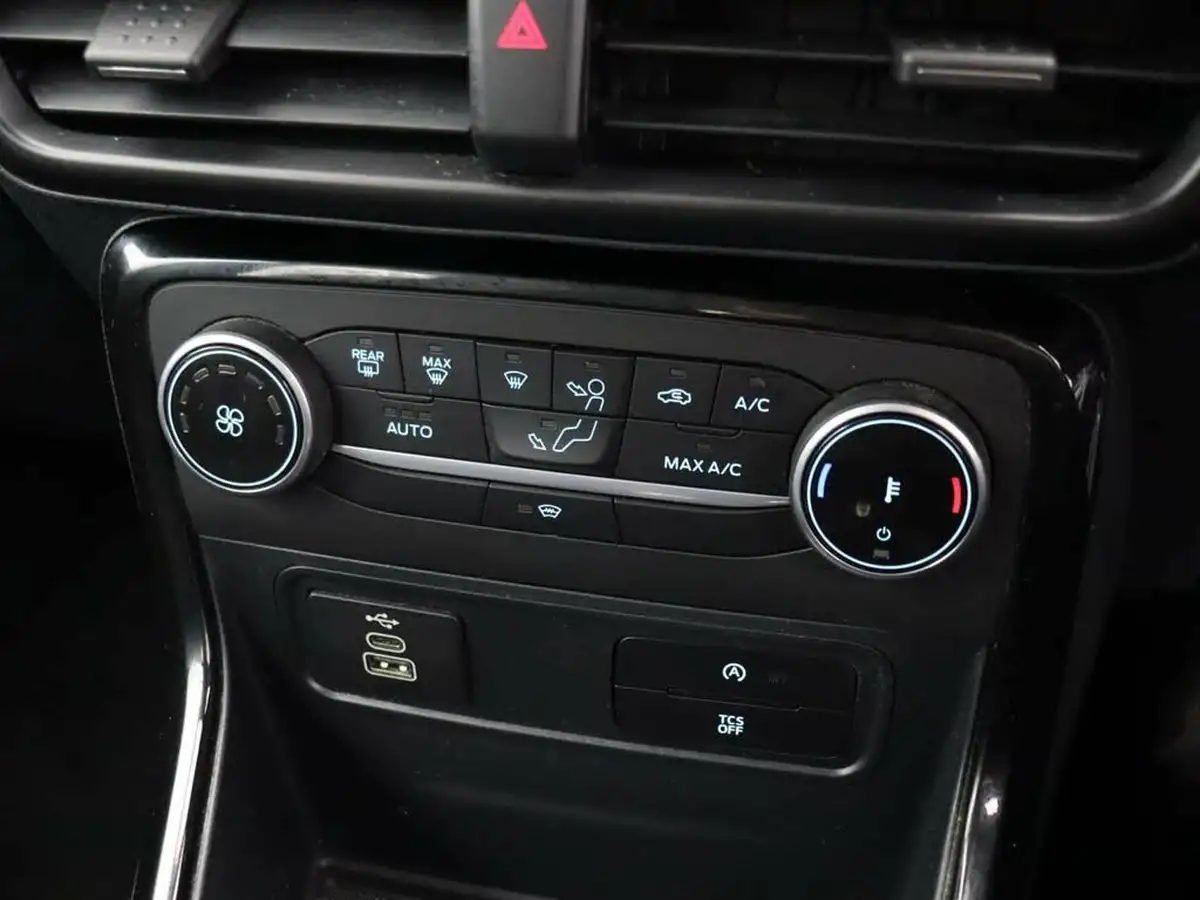 2022-ford-ecosport-10t-titanium-big-28