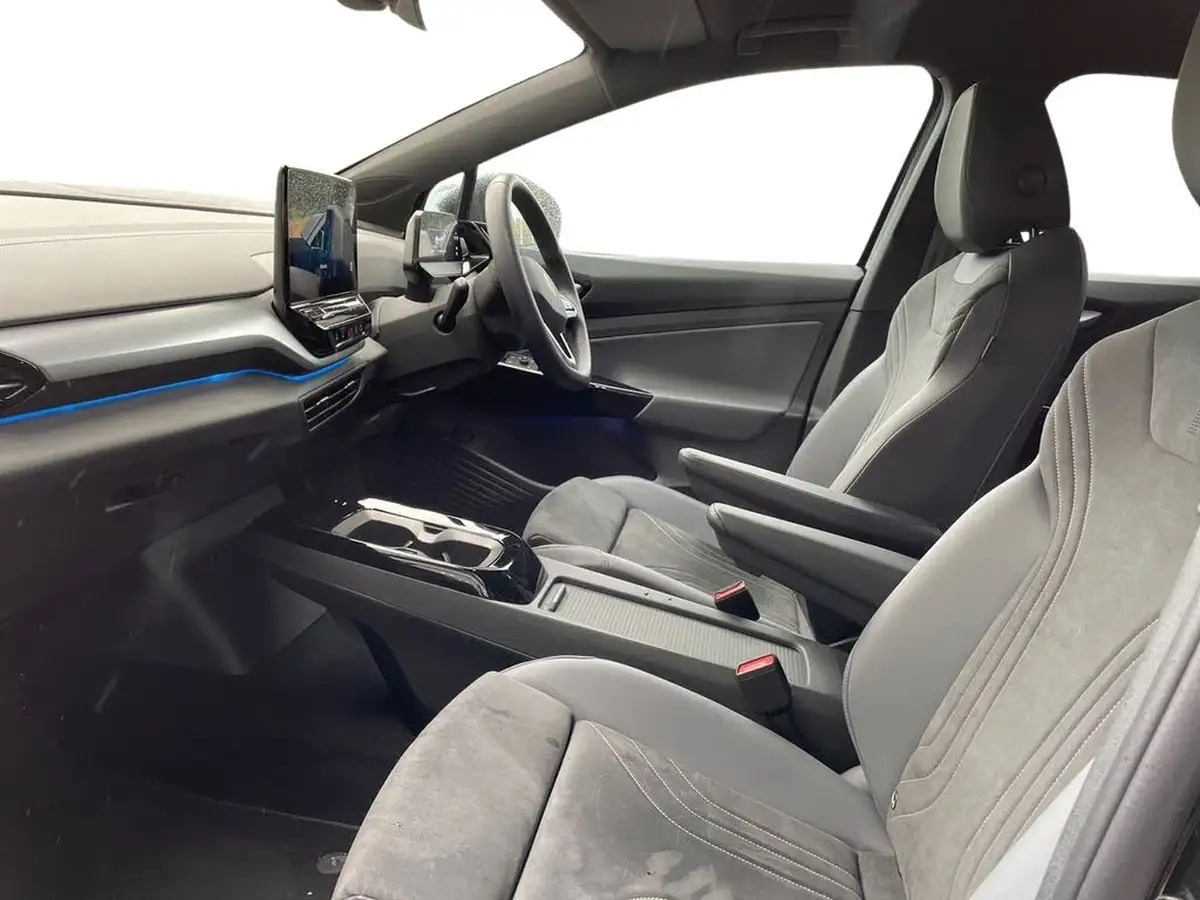 2023-volkswagen-id5-e-tech-204ps-performance-big-9