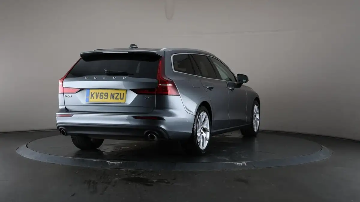 2019-volvo-v60-20-t5-momentum-plus-big-70