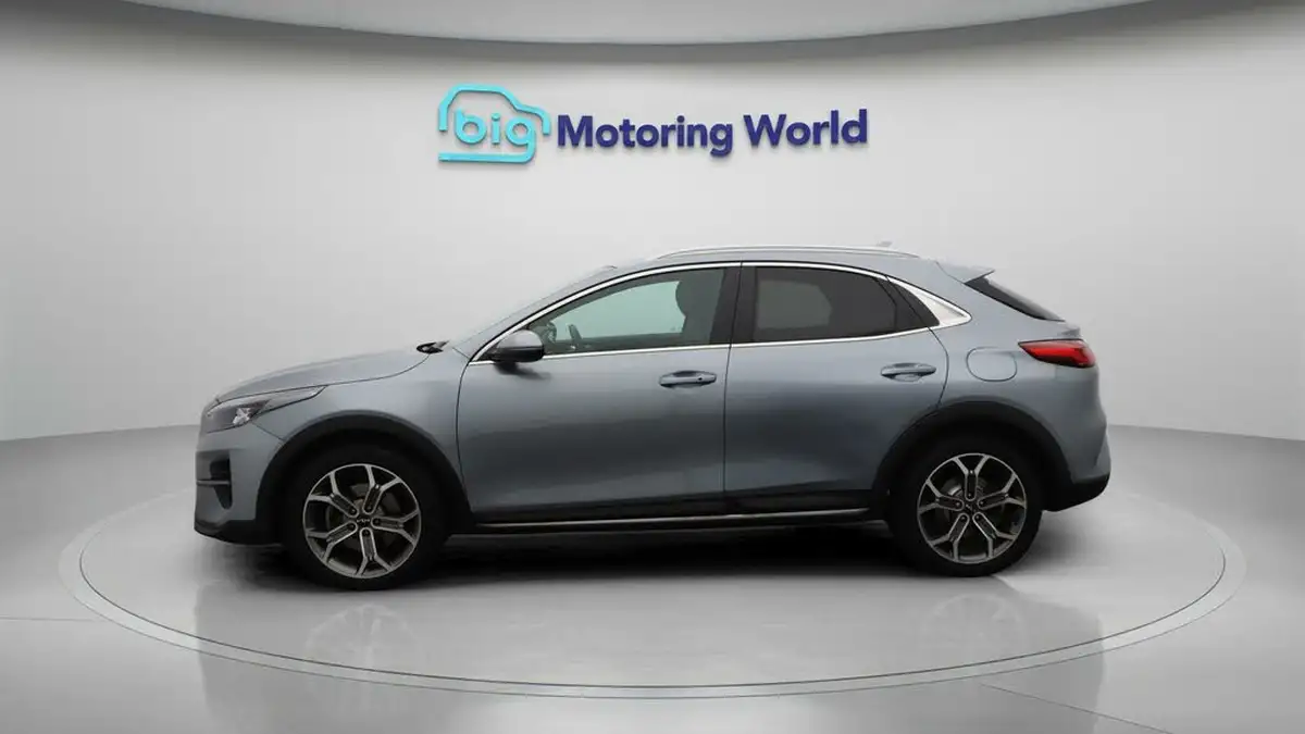 2022-kia-xceed-15-t-gdi-3-big-4