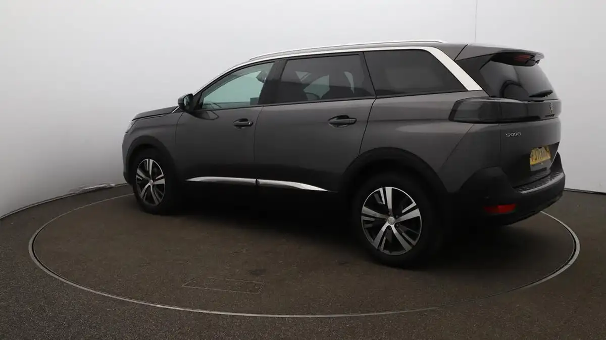 2021-peugeot-5008-suv-12-puretech-allure-premium-big-37