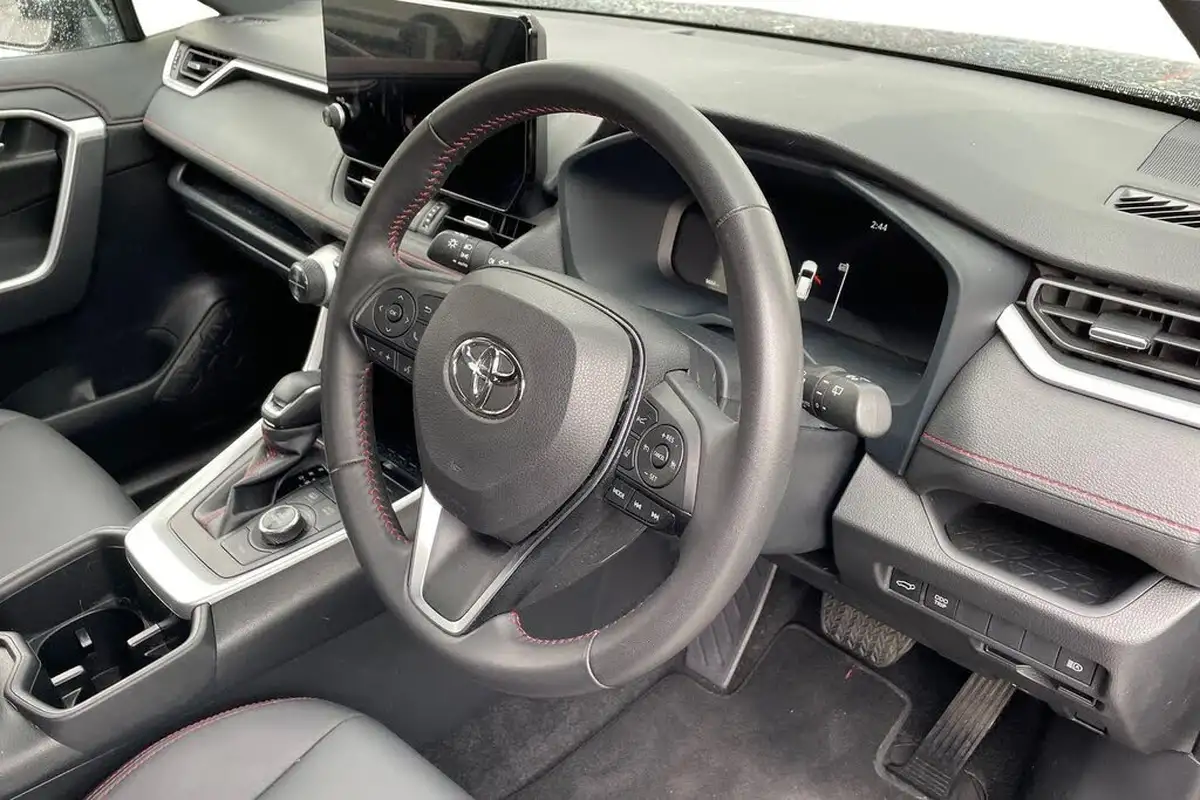 2023-toyota-rav4-25-vvt-i-dynamic-302bhp-plug-in-big-7