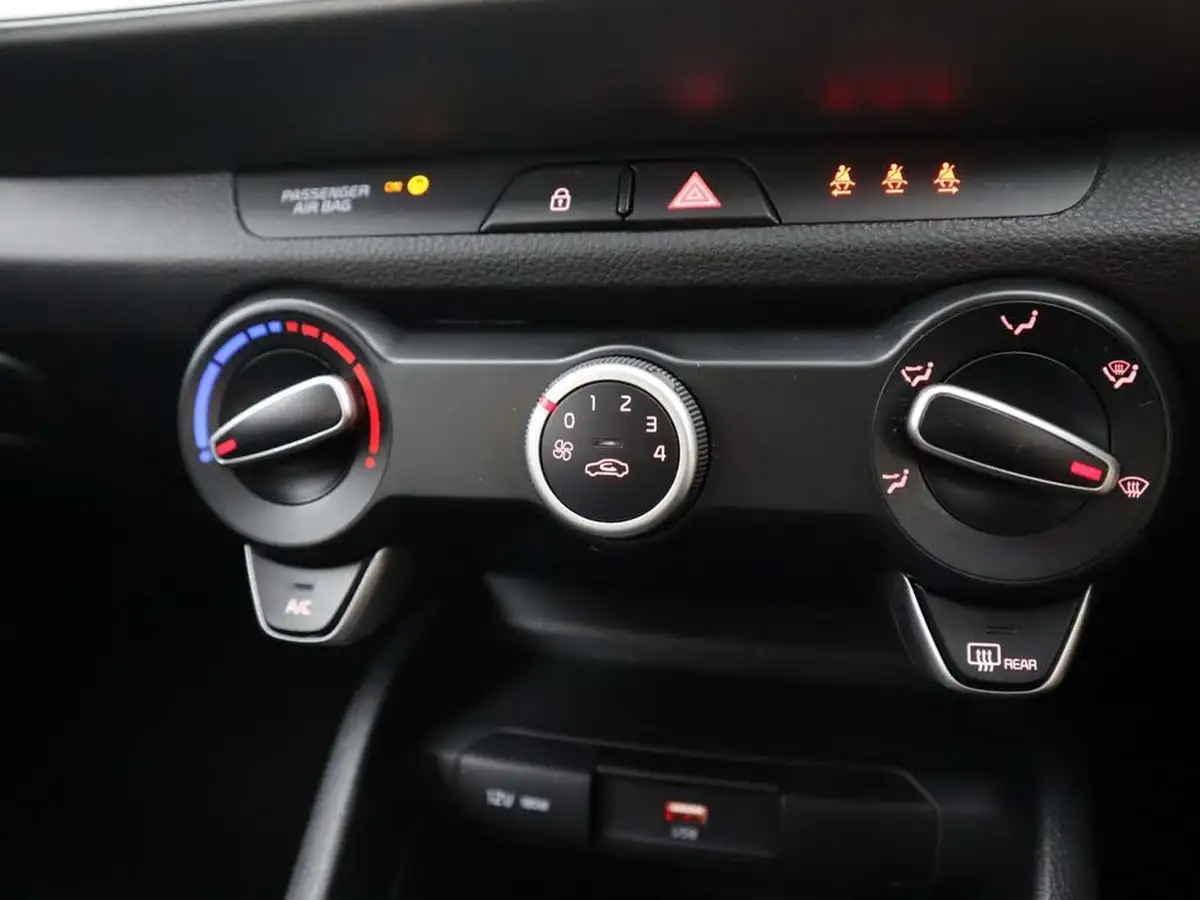2025-kia-stonic-10-t-gdi-2-dct-big-29