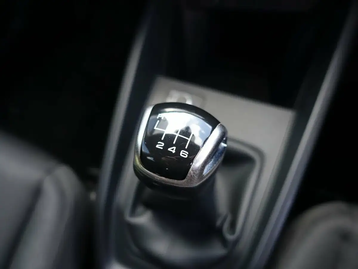 2019-audi-a1-10-30-tfsi-se-big-23