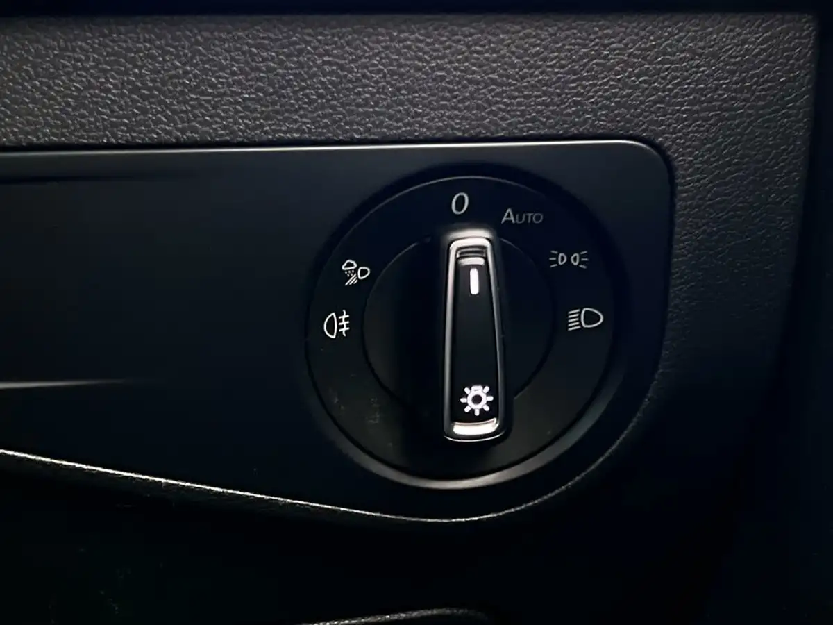 2020-volkswagen-tiguan-15-tsi-r-line-big-28