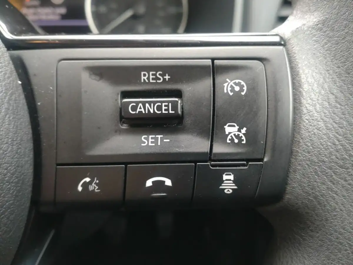 2021-nissan-qashqai-13-dig-t-visia-big-13