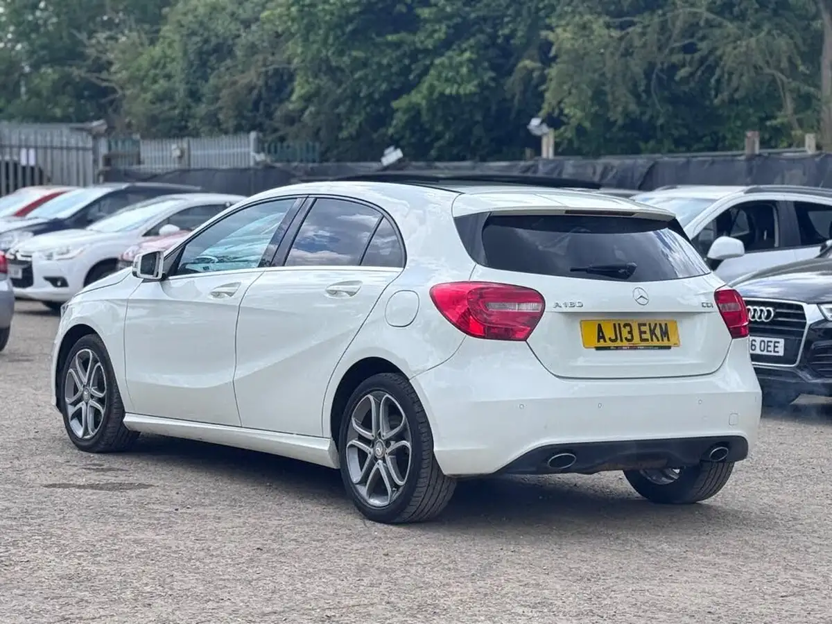 2013-mercedes-benz-a-class-18-cdi-a200-sport-18-cdi-109ps-blueefficiency-7g-dct-big-9