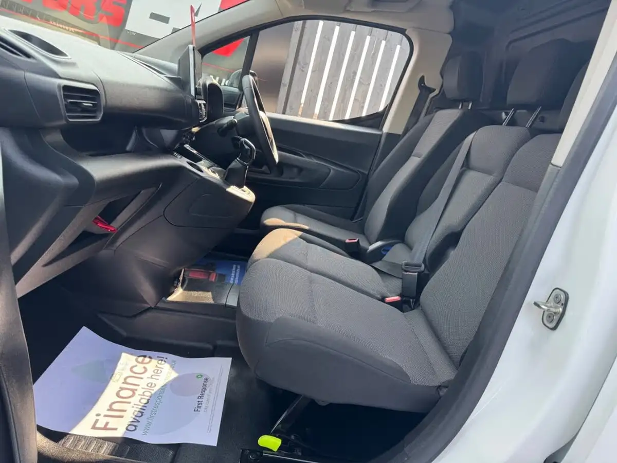 2021-citroen-berlingo-15bluehdi-650-enterprise-ss-big-29
