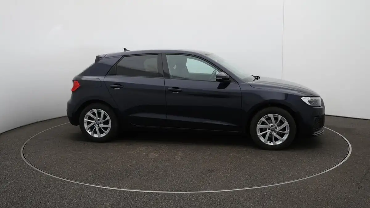 2019-audi-a1-10-25-tfsi-sport-s-tronic-big-48