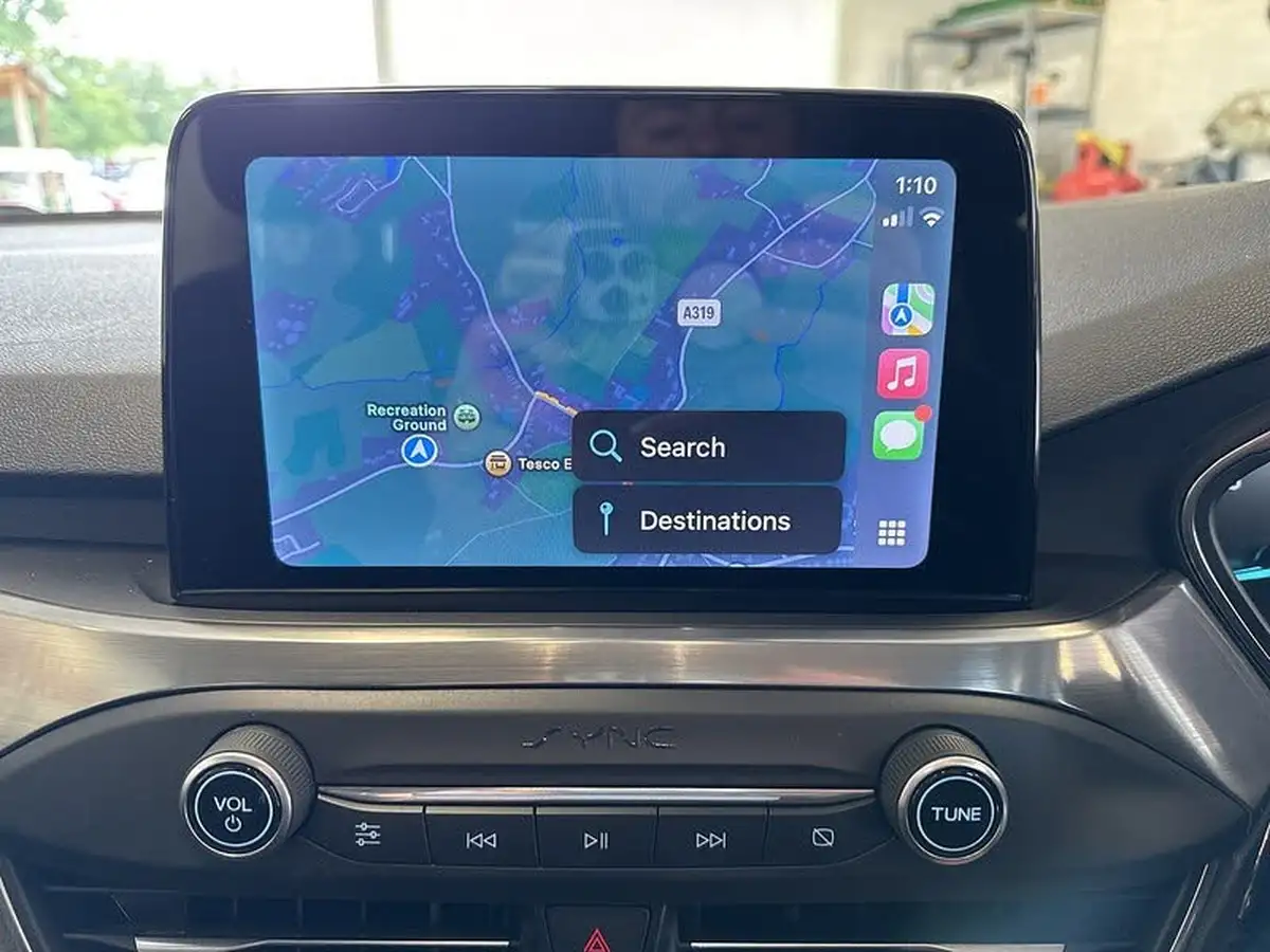 2019-ford-focus-10t-titanium-hatchback-big-18