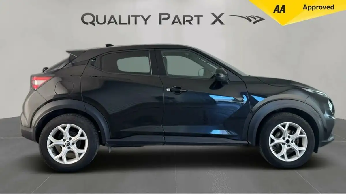2022-nissan-juke-10-dig-t-n-connecta-big-1