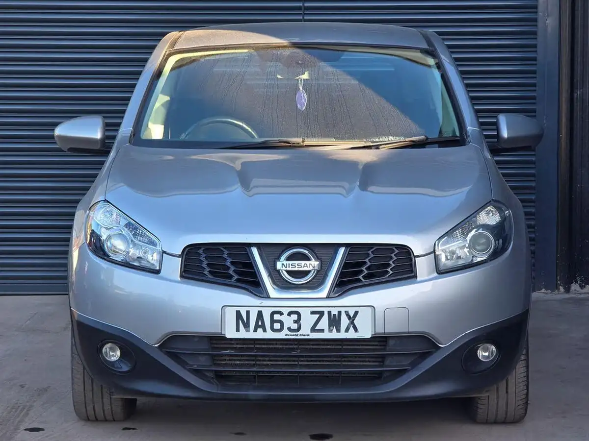 2013-nissan-qashqai-15td-acenta-big-4