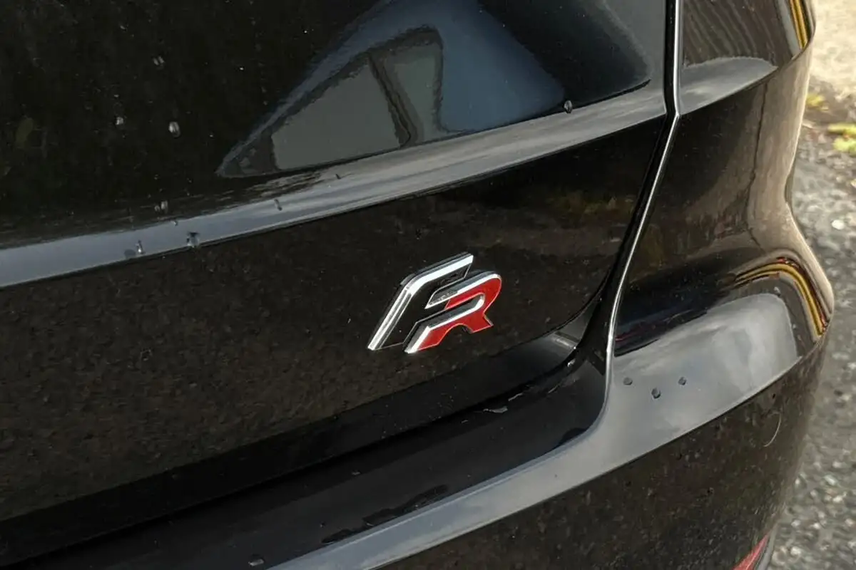 2021-seat-arona-10-tsi-fr-red-edition-big-38