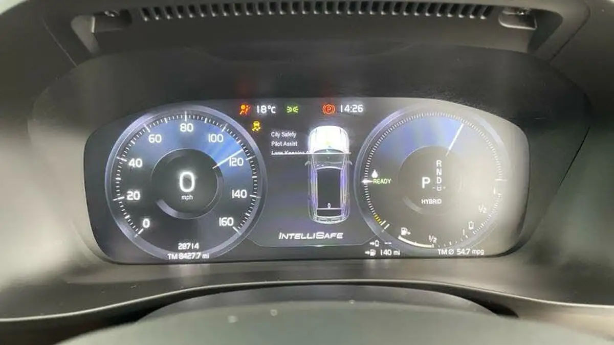 2021-volvo-xc40-15-t5-r-design-262bhp-big-23