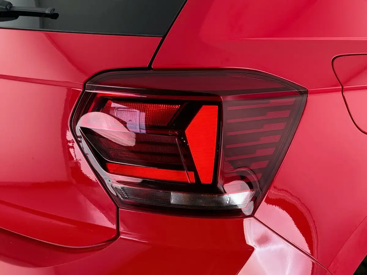 2020-volkswagen-polo-10-beats-80ps-big-7