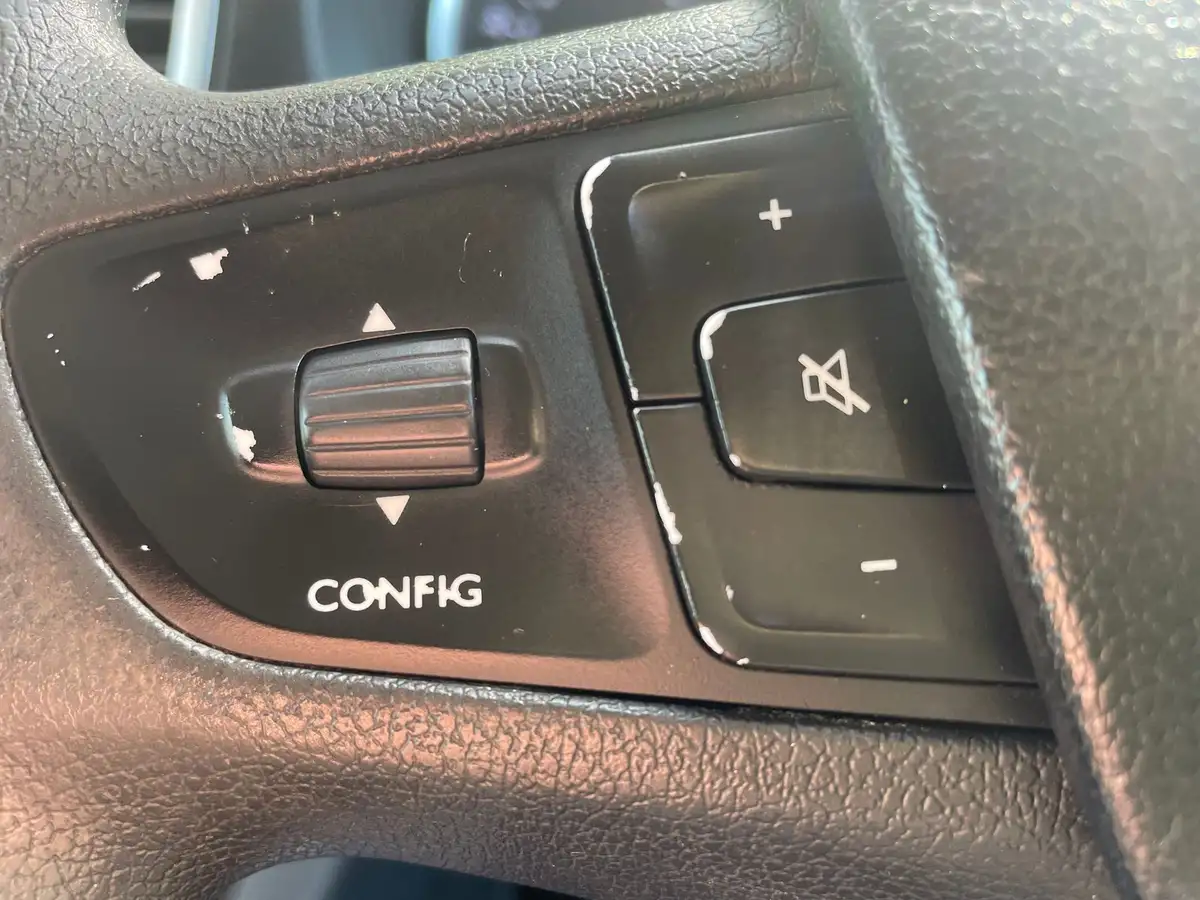 2017-toyota-proace-16d-comfort-compact-big-16