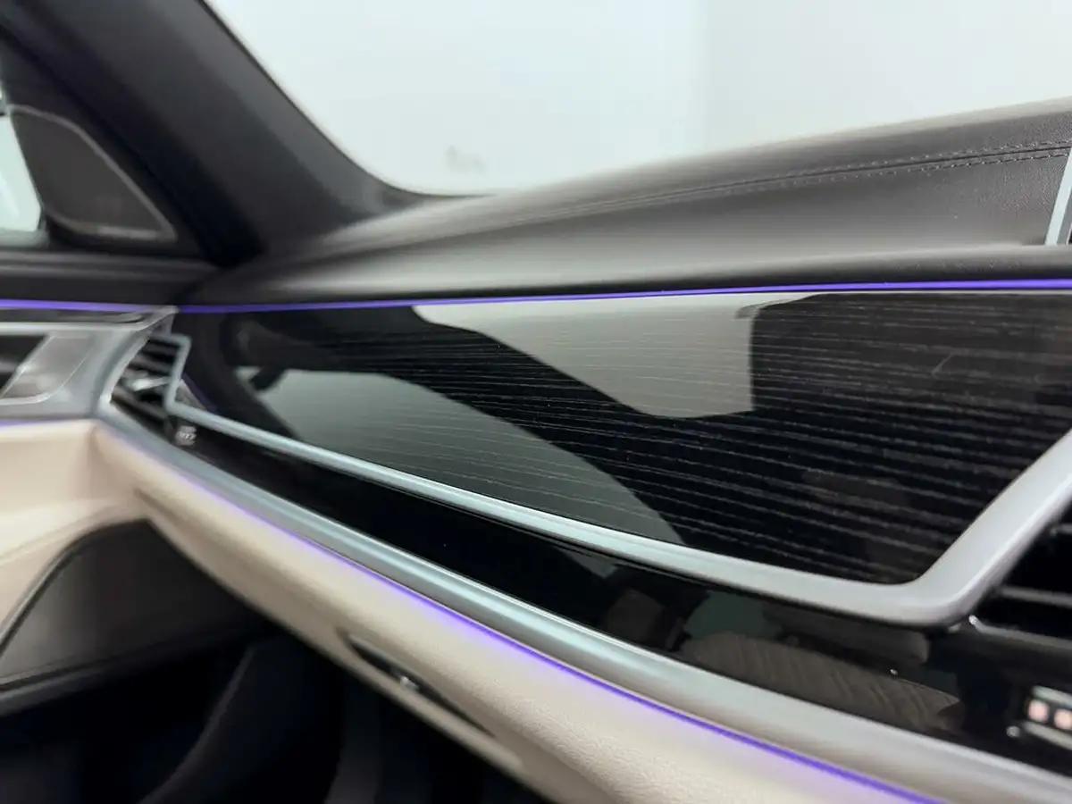 2021-bmw-7-series-30-745e-m-sport-big-28