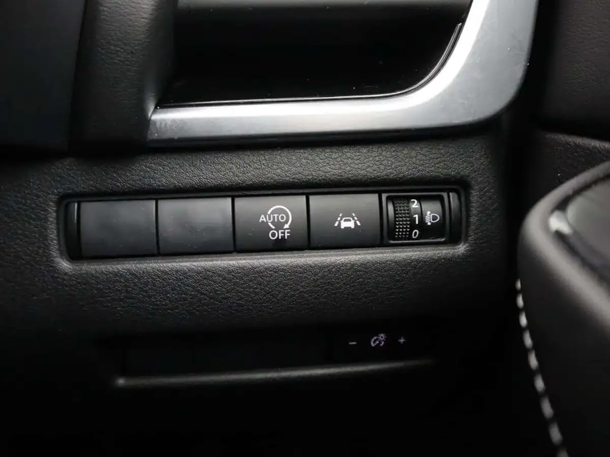 2022-nissan-qashqai-13-dig-t-n-connecta-140ps-big-35