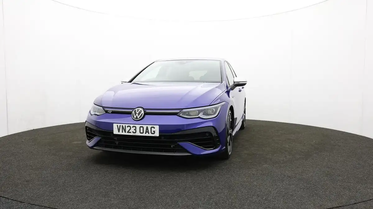 2023-volkswagen-golf-20-tsi-r-320ps-hatchback-big-59