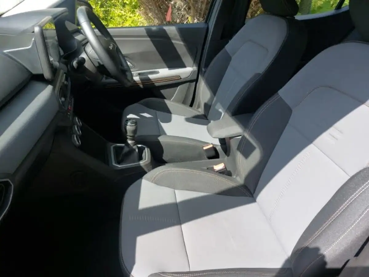 2024-dacia-sandero-stepway-10-tce-extreme-90bhp-big-4