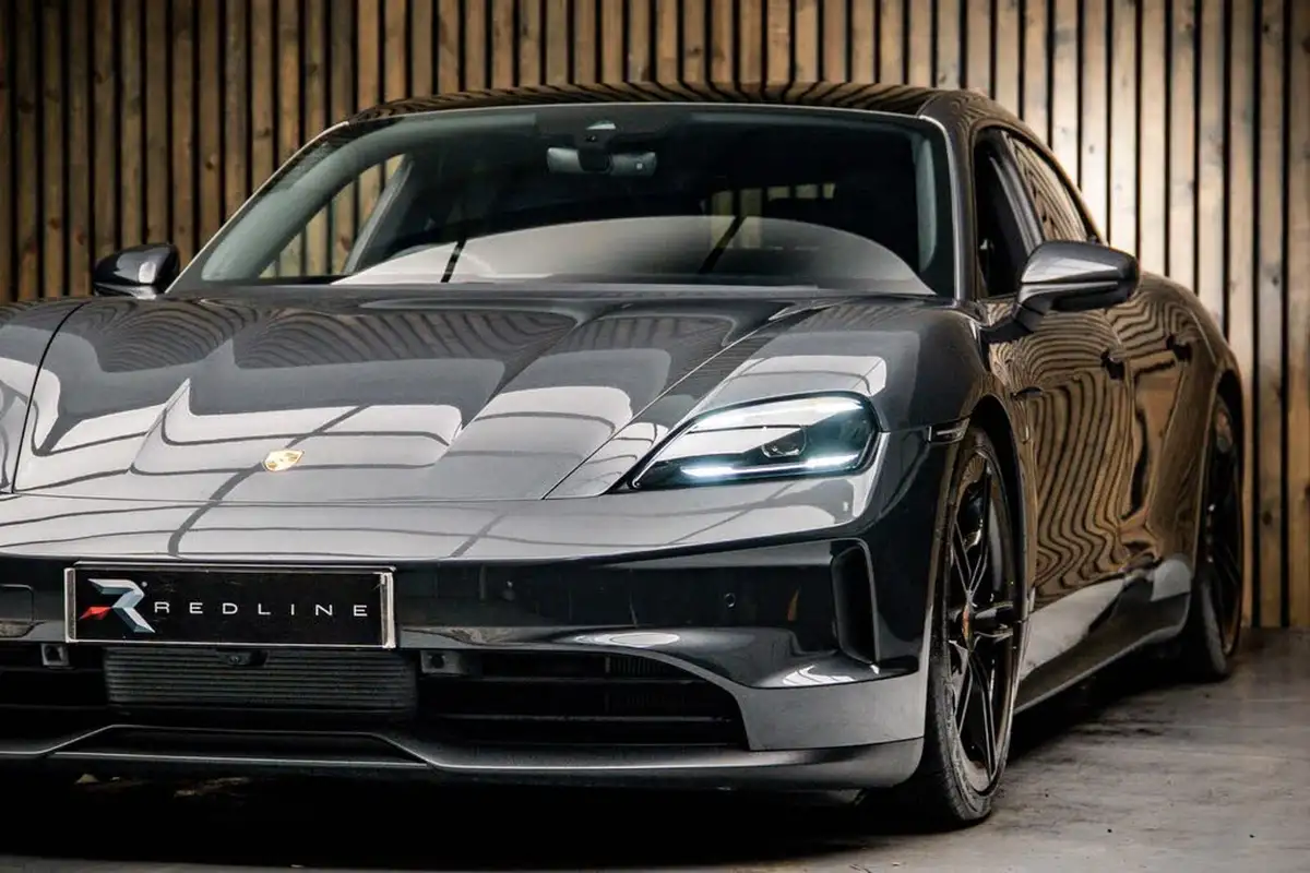 2024-porsche-taycan-e-4s-sport-turismo-544ps-big-12