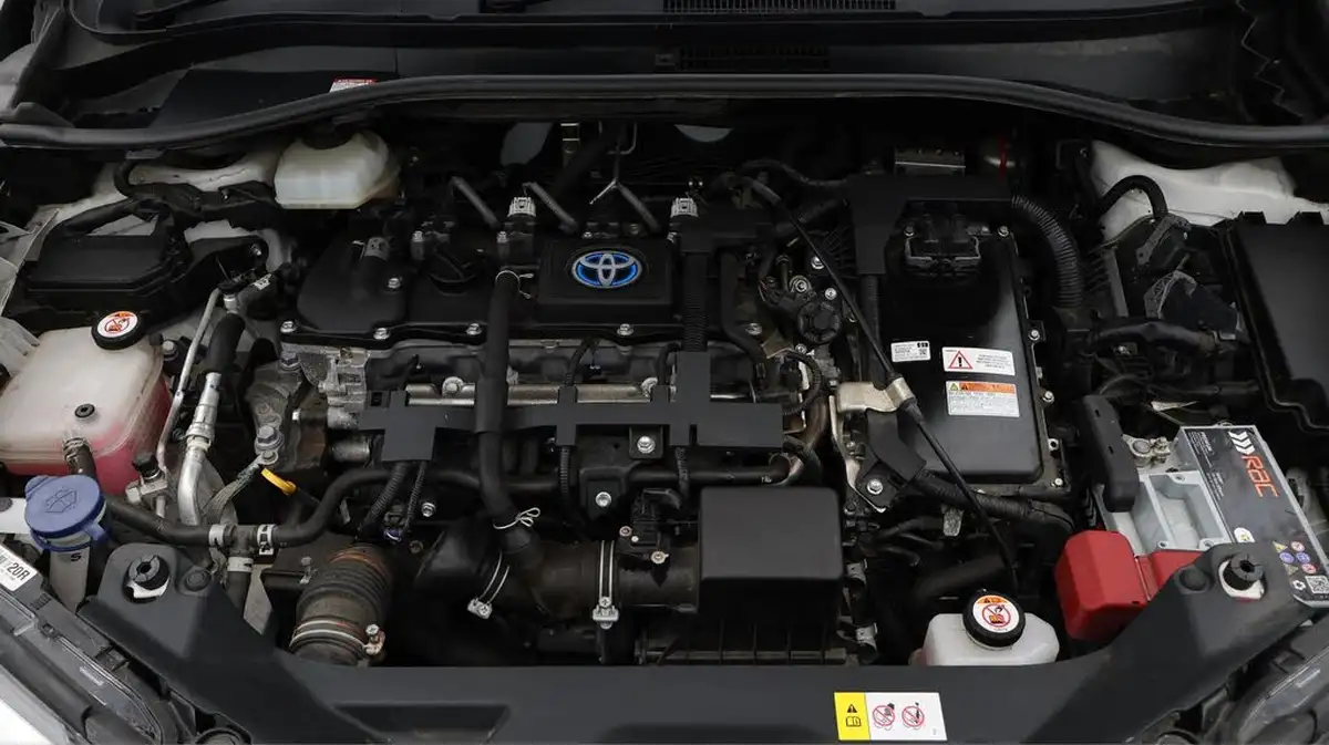 2020-toyota-c-hr-18-vvt-i-design-big-19