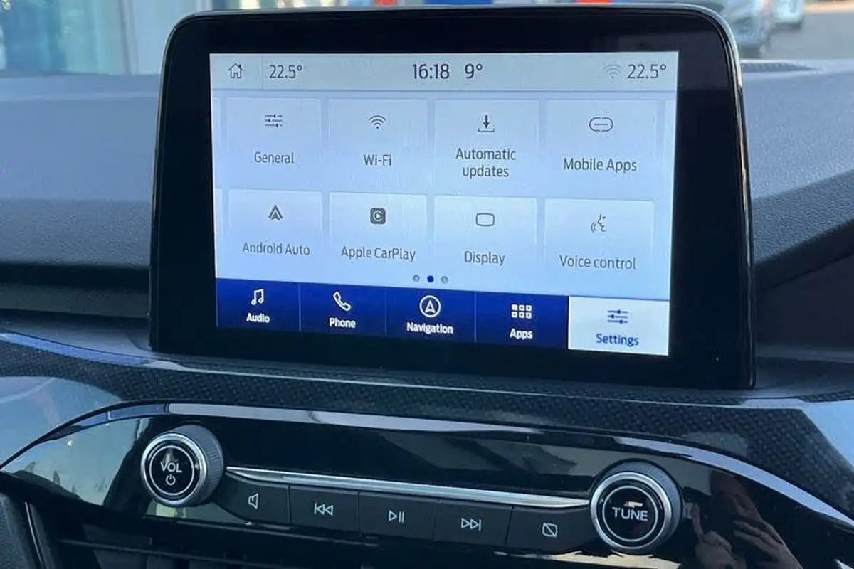 2021-ford-kuga-25t-st-line-x-edition-225ps-phev-big-32