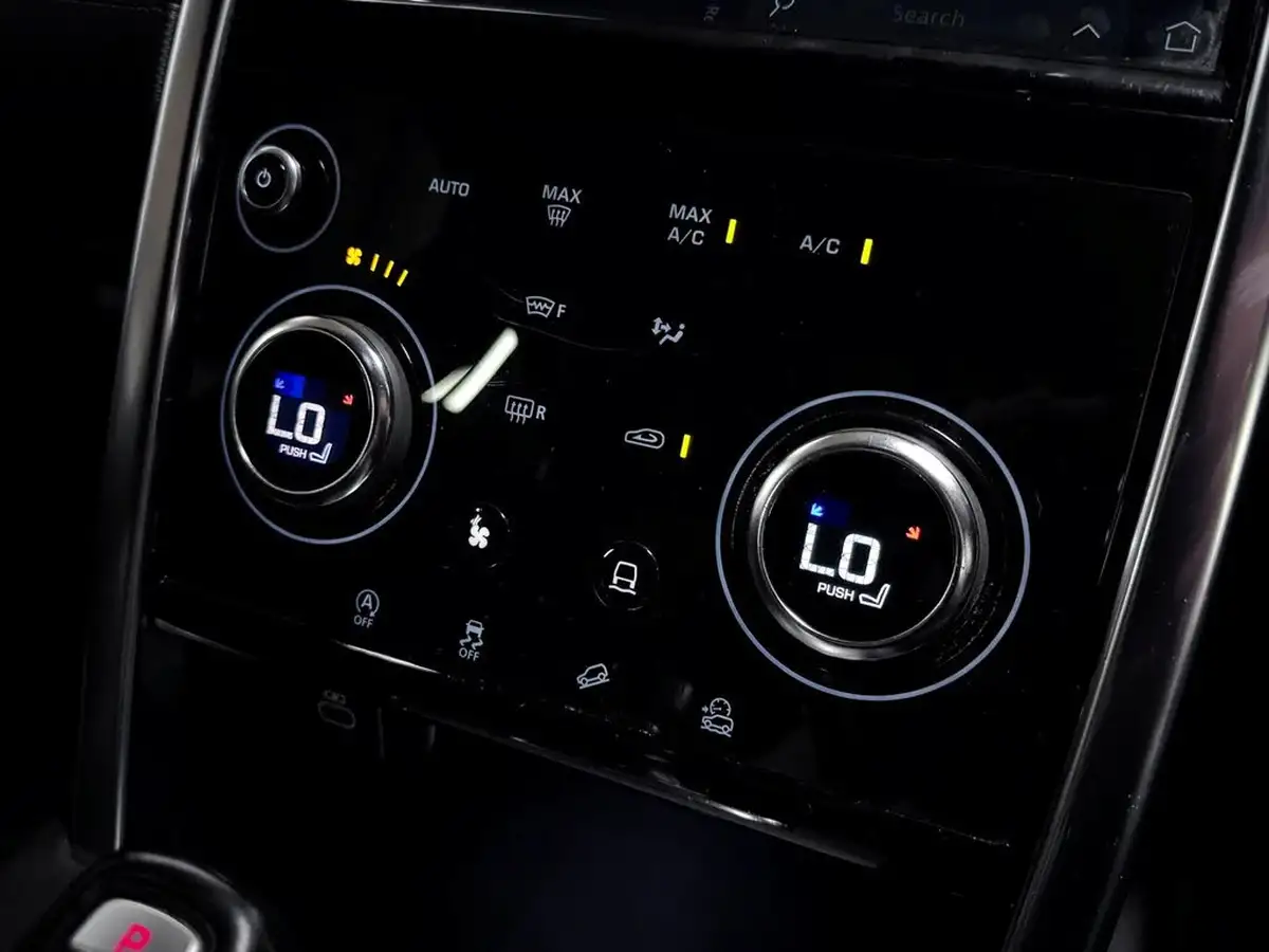 2021-land-rover-discovery-sport-20-d165-r-dynamic-s-plus-big-27