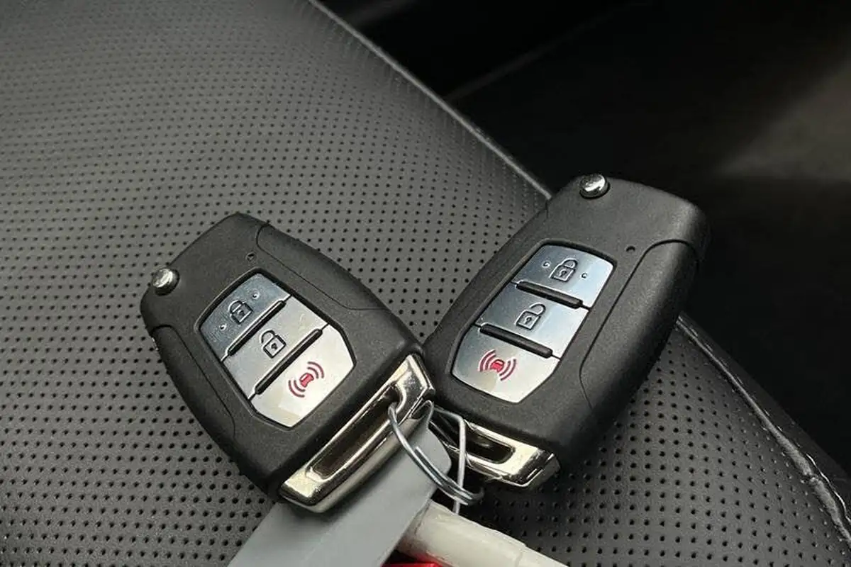 2024-kgm-ssangyong-tivoli-15-k40-big-38