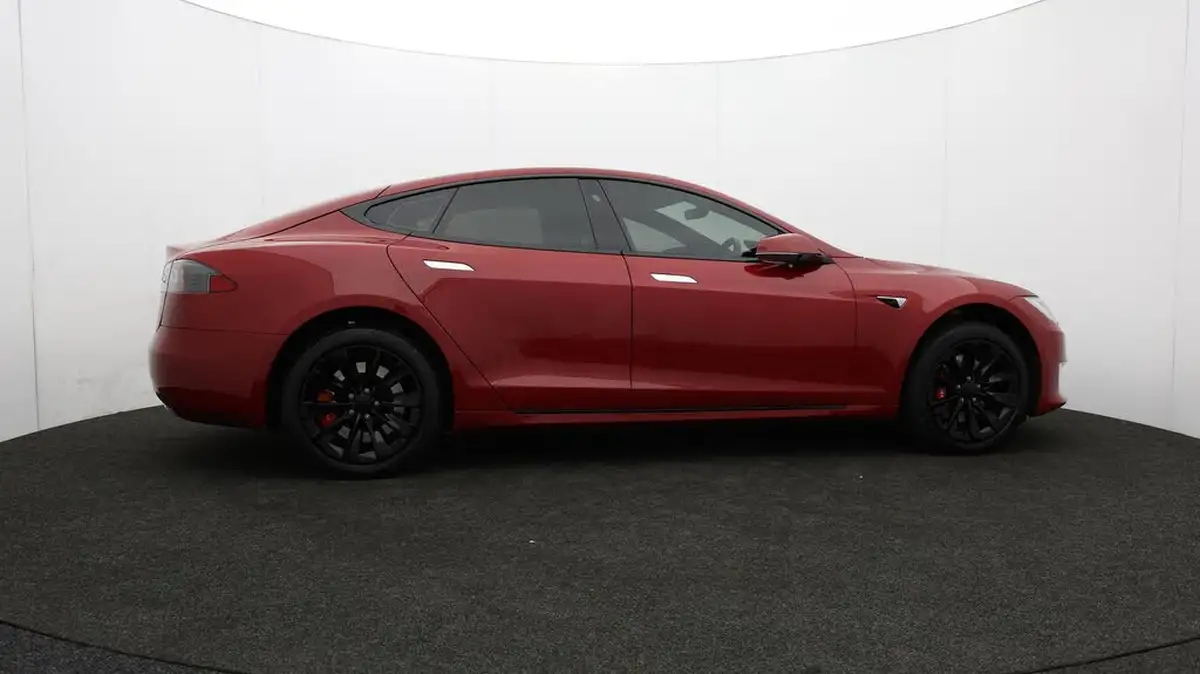 2018-tesla-model-s-e-100d-big-27
