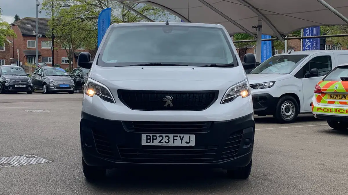 2023-peugeot-expert-15-bluehdi-professional-premium-standard-1000-big-7