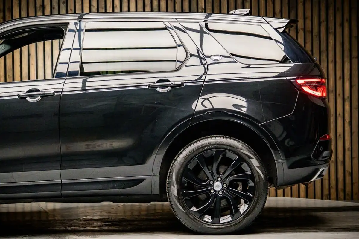 2020-land-rover-discovery-sport-20-d180-r-dynamic-hse-big-16