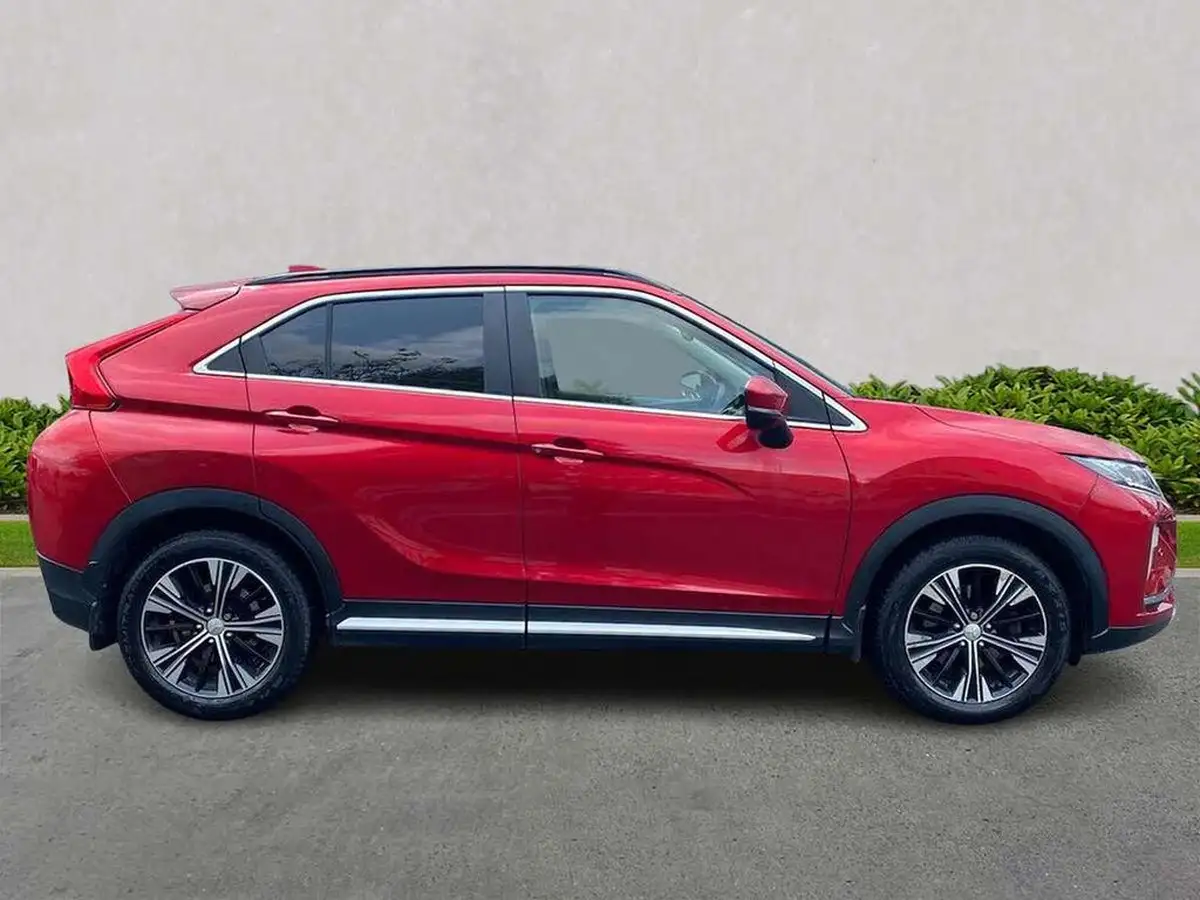 2018-mitsubishi-eclipse-cross-15-4-auto-big-2