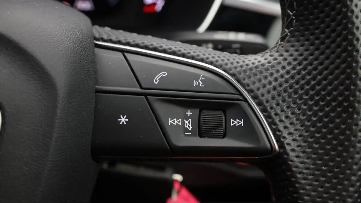 2022-audi-q3-15-35-tfsi-s-line-cod-station-wagon-tronic-big-24