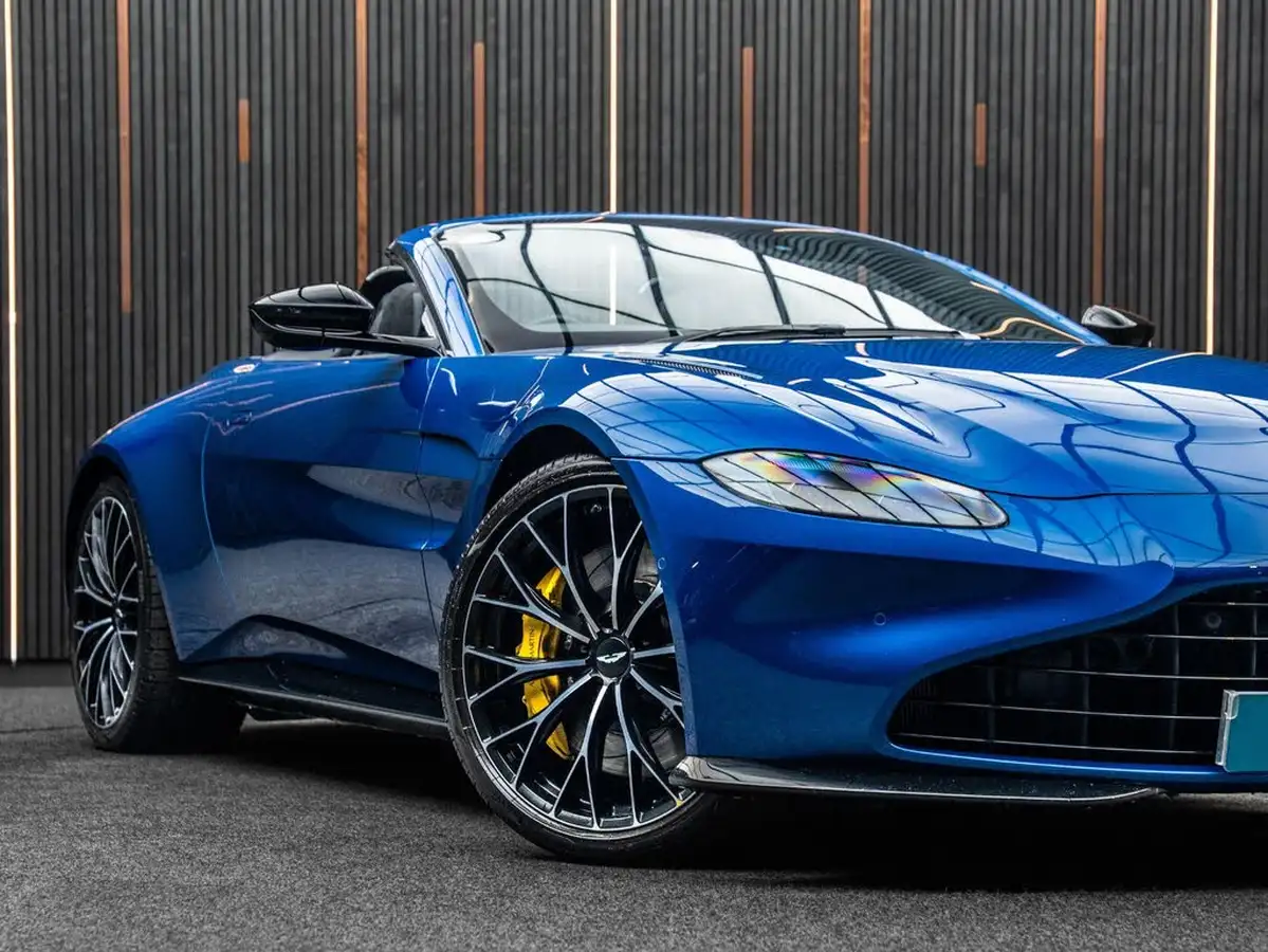 2022-aston-martin-vantage-40-v8-vantage-roadster-auto-big-14