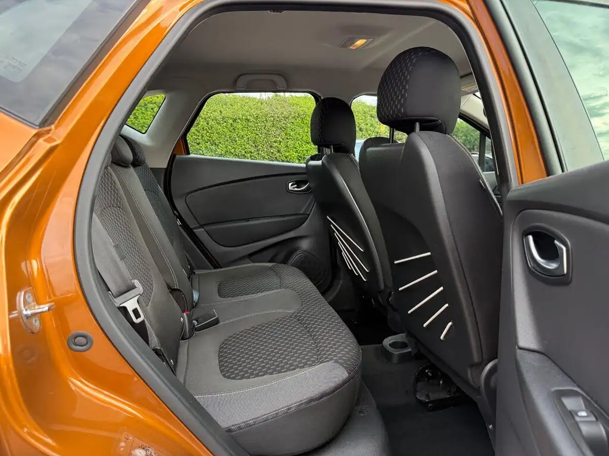 2017-renault-captur-09-tce-dynamique-nav-big-52