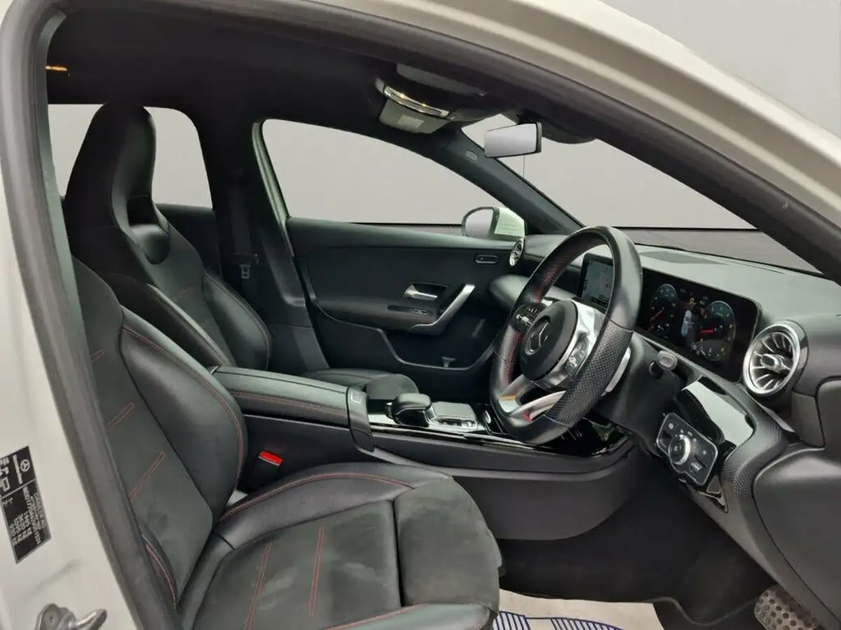 2019-mercedes-benz-a-class-20-a250-amg-line-premium-hatchback-5d-big-13