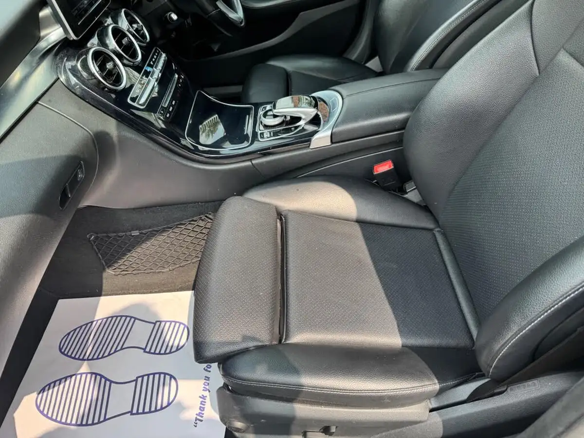 2016-mercedes-benz-c-class-16d-c200d-se-ss-saloon-4d-auto-big-32