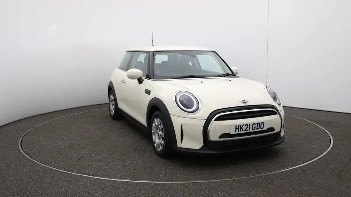 2021-mini-cooper-15-one-classic-3d-big-40